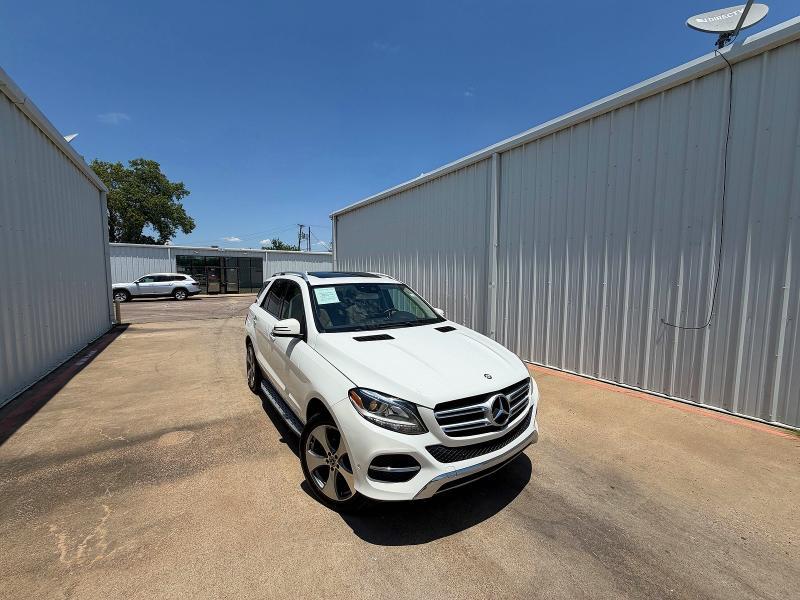 4JGDA5JB1HA938358 2017 Mercedes-Benz GLE-Class photo no. 1