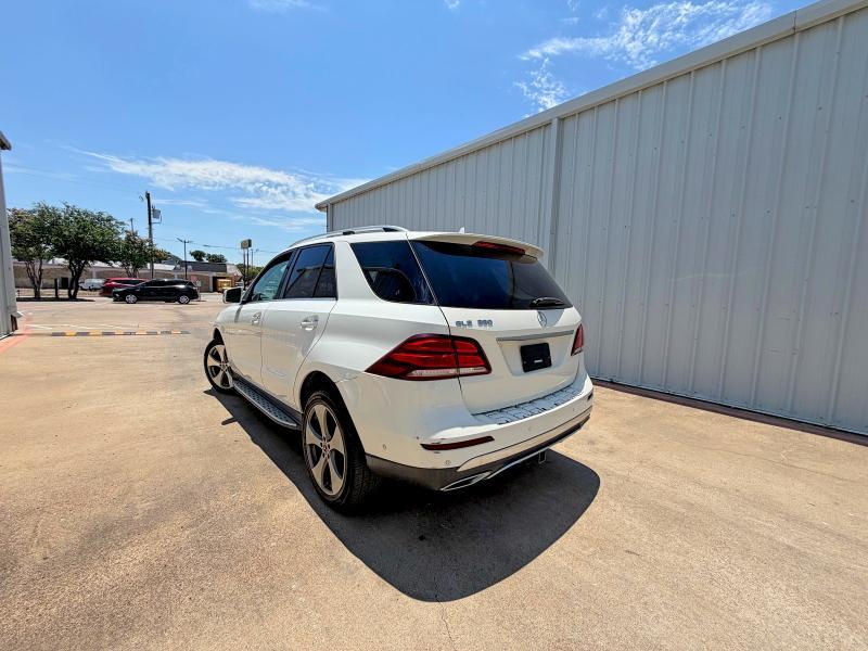 4JGDA5JB1HA938358 2017 Mercedes-Benz GLE-Class photo no. 3