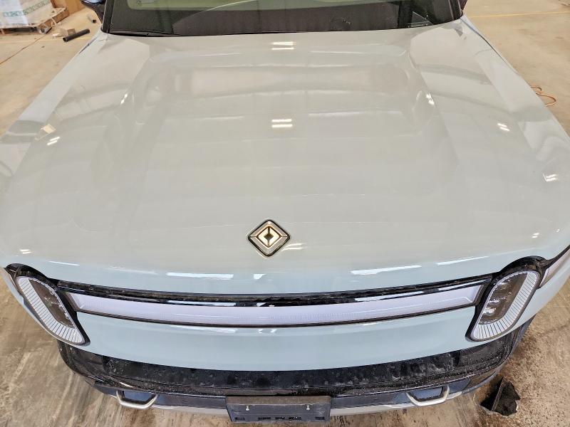 7FCTGAAA8NN013296 2022 Rivian R1T photo no. 11