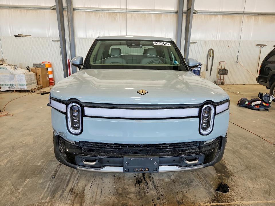 7FCTGAAA8NN013296 2022 Rivian R1T photo no. 5