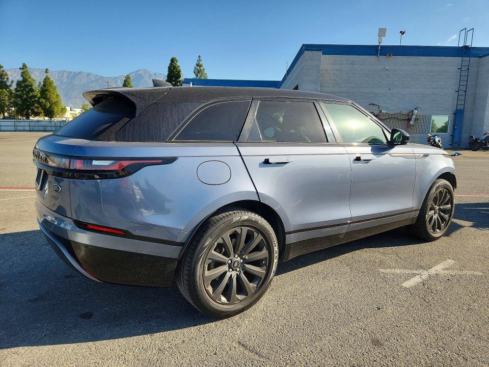 SALYL2EX1KA781581 2019 Land Rover Range Rover photo no. 3