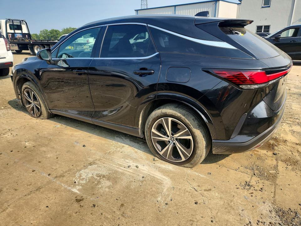 2T2BAMCAXPC015036 2023 Lexus RX photo no. 2