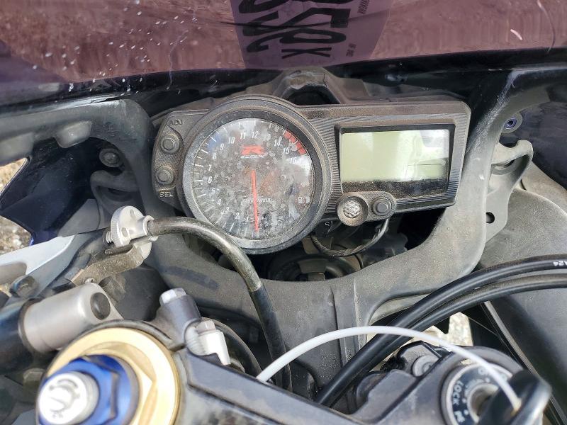 JS1GR7JA642104937 2004 Suzuki GSX-R750 photo no. 7
