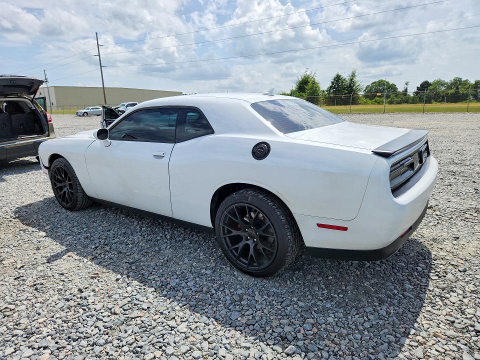 2C3CDZAG7GH166317 2016 Dodge Challenger photo no. 2