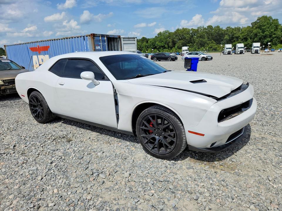 2C3CDZAG7GH166317 2016 Dodge Challenger photo no. 4