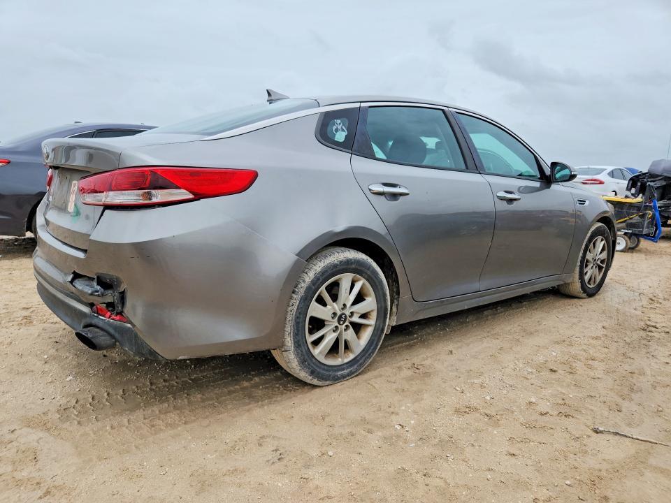 5XXGT4L39GG116261 2016 KIA Optima photo no. 3