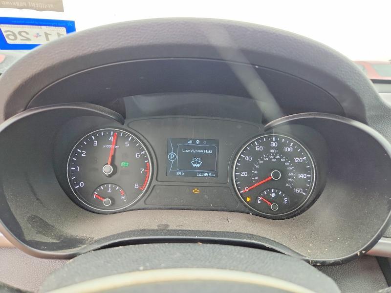 5XXGT4L39GG116261 2016 KIA Optima photo no. 9