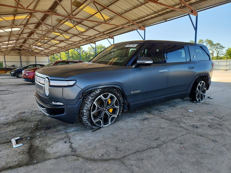 2023 Rivian R1S — VIN 7PDSGABA2PN016190