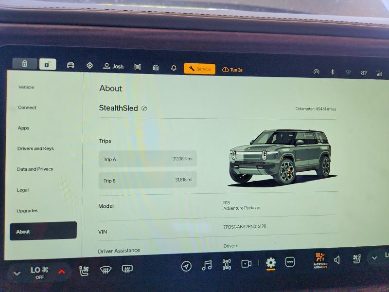2023 Rivian R1S — VIN 7PDSGABA2PN016190, şəkil 9