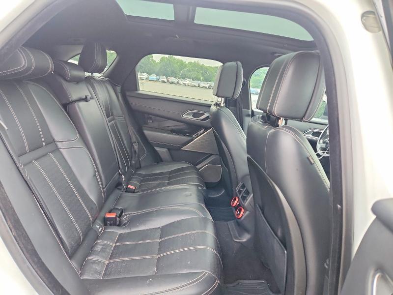 SALYM2RV6JA734311 2018 Land Rover Range Rover photo no. 11