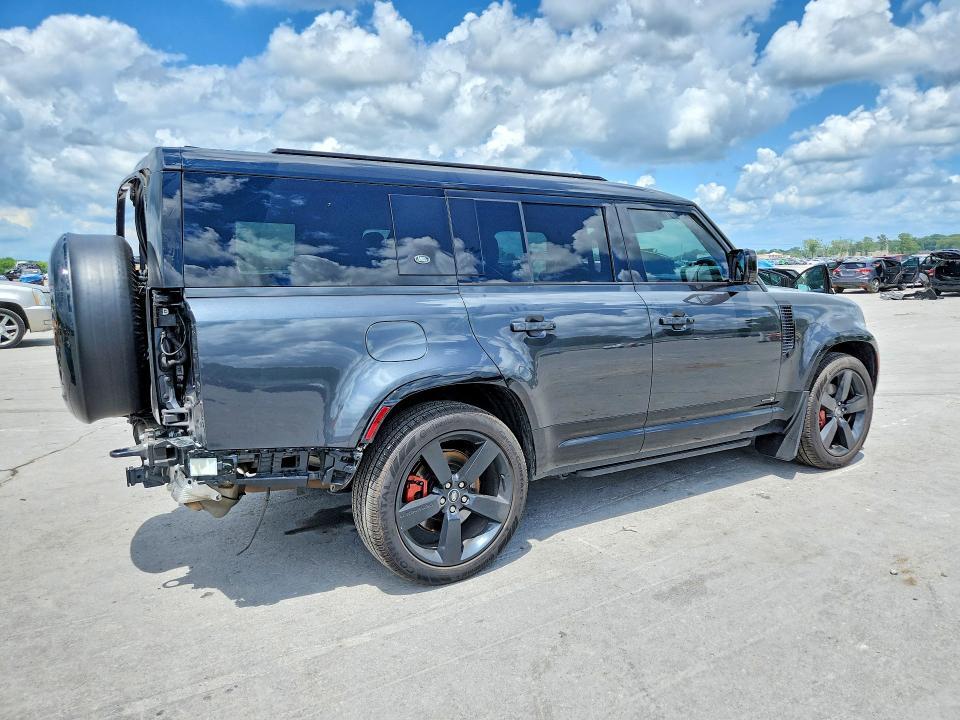 SALEXFEU6R2294885 2024 Land Rover Defender photo no. 3