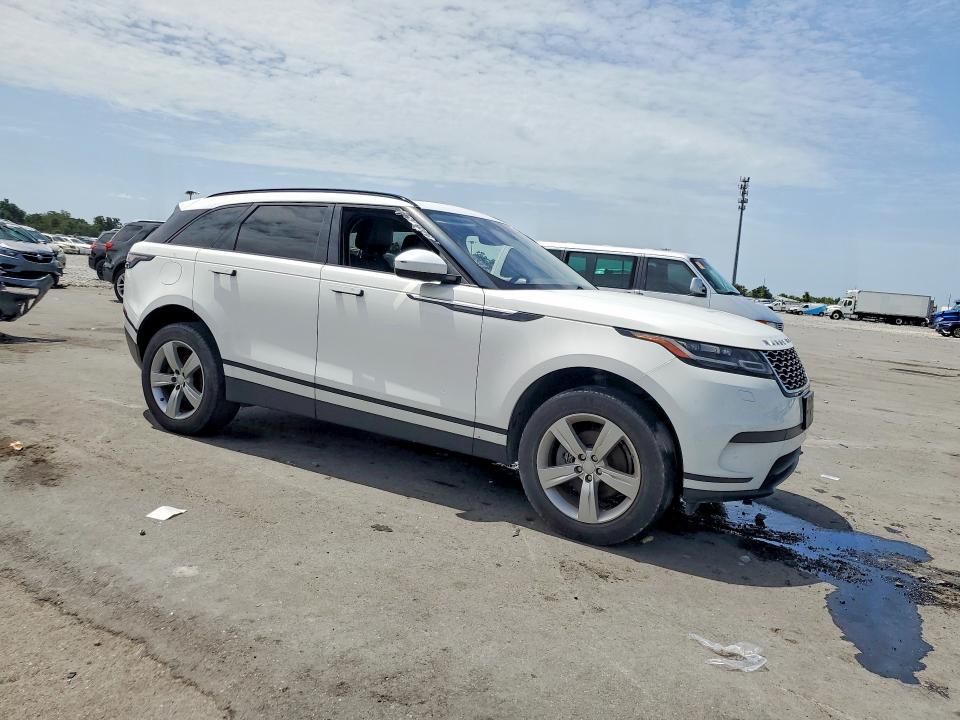 SALYB2RNXJA733149 2018 Land Rover Range Rover photo no. 4