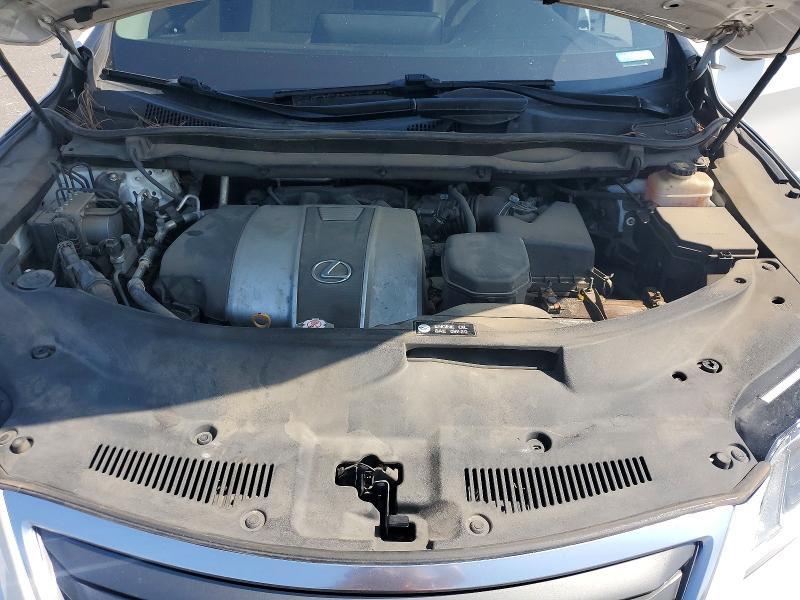 2T2ZZMCA2JC097357 2018 Lexus RX photo no. 12