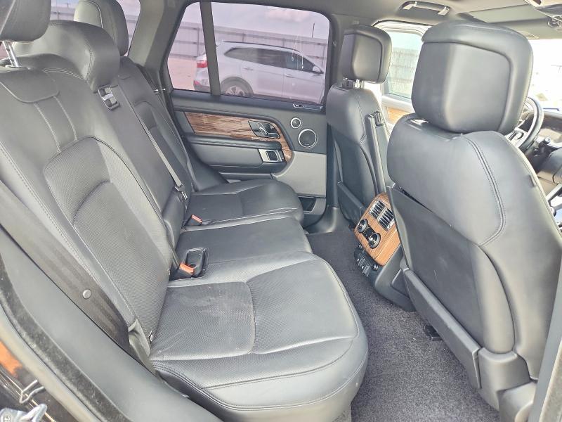 SALGS2SV5JA393138 2018 Land Rover Range Rover photo no. 11