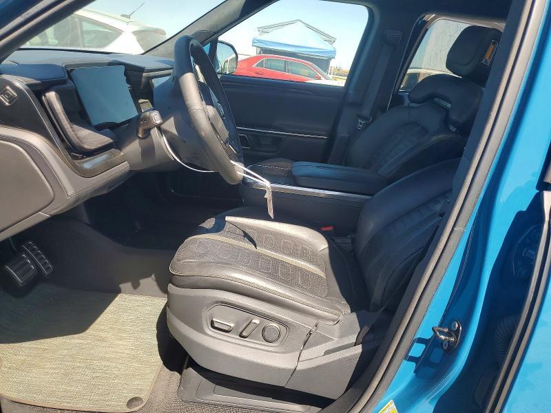 7FCTGAAA4PN000693 2023 Rivian R1T photo no. 7