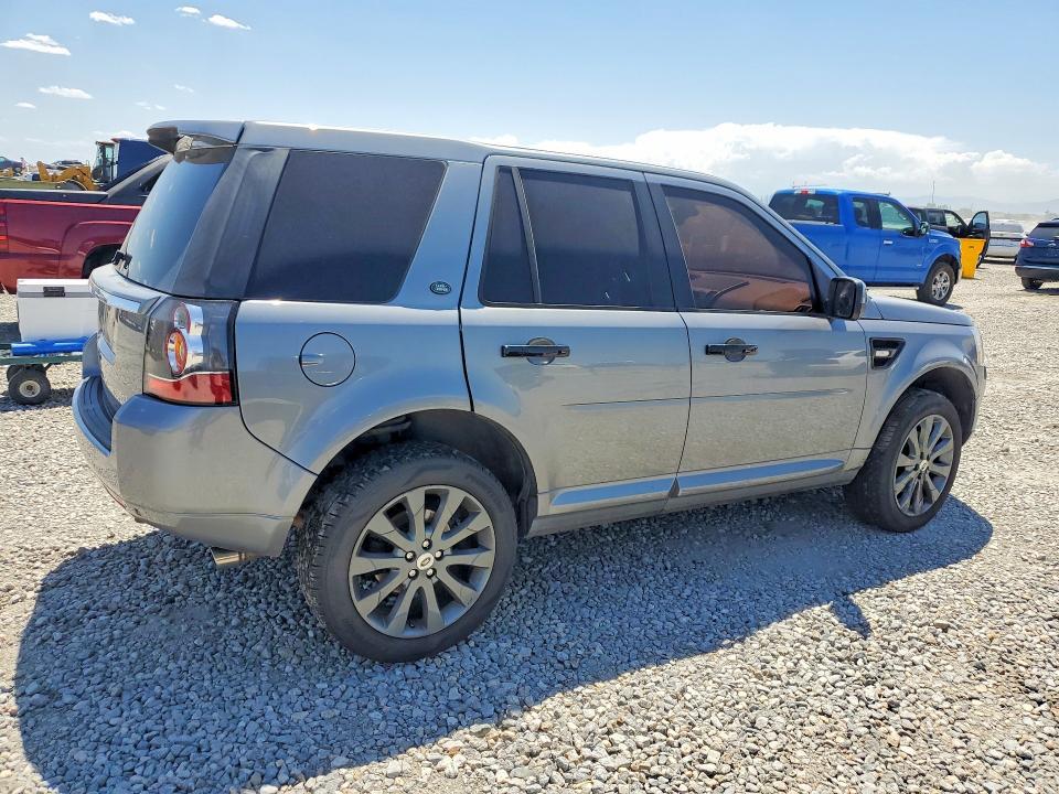 SALFR2BG1DH367320 2013 Land Rover LR2 photo no. 3