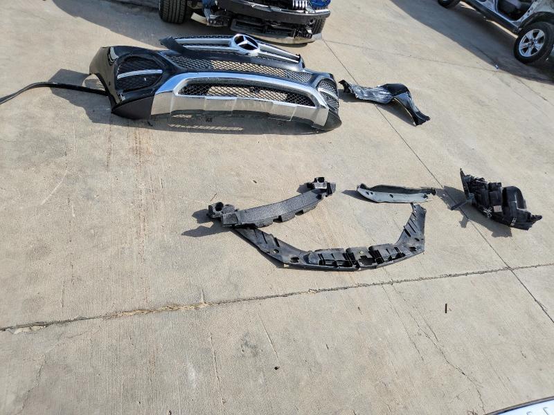 4JGDA5JB3JB053868 2018 Mercedes-Benz GLE-Class photo no. 12