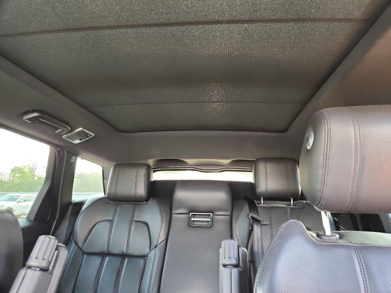 SALWR2FV1HA670119 2017 Land Rover Range Rover photo no. 10