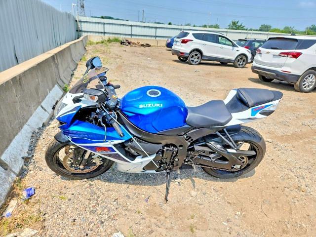 JS1GN7FA8S7101820 2025 Suzuki GSX-R600 photo no. 3
