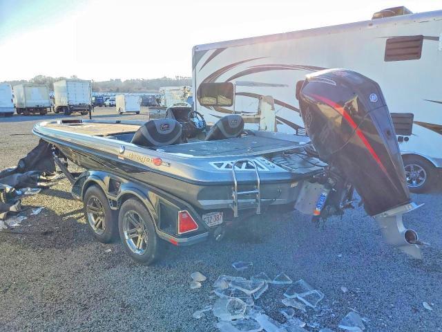 RGR33338L021 2021 Roundtions BOAT photo no. 4