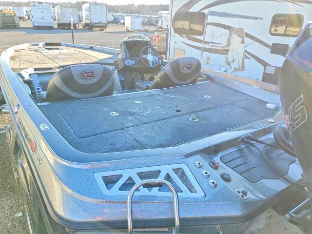 RGR33338L021 2021 Roundtions BOAT photo no. 6
