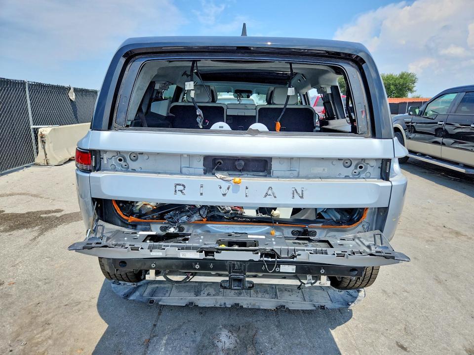 7PDSGCBA9RN041425 2024 Rivian R1S photo no. 6