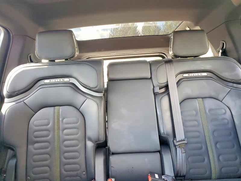 2026 Rivian R1S — VIN 7PDSGGBA5TN083900, şəkil 10