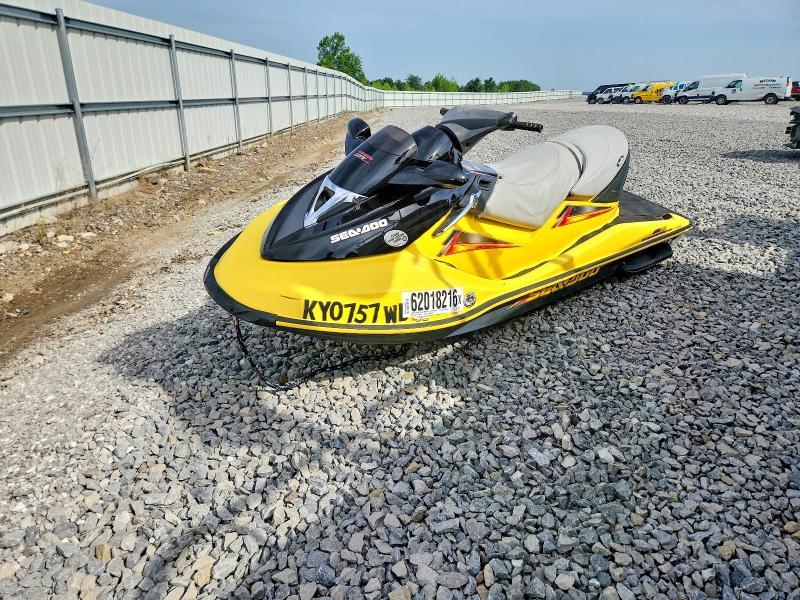 ZZN18339A404 2004 Sea-Doo RXP photo no. 2
