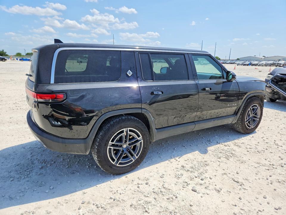 7PDSGBBA6SN045710 2025 Rivian R1S photo no. 3