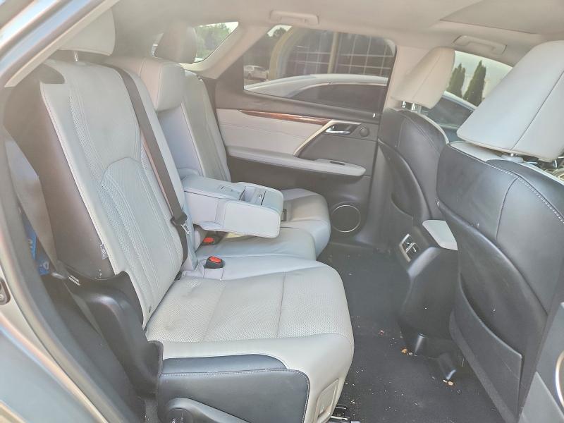 JTJDZKCA4J2002165 2018 Lexus RX photo no. 11