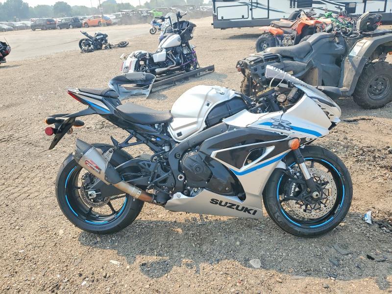 JS1DM11B8S7100363 2025 Suzuki GSX-R1000 photo no. 1
