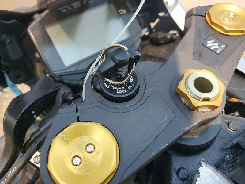 JS1DM11B8S7100363 2025 Suzuki GSX-R1000 photo no. 8