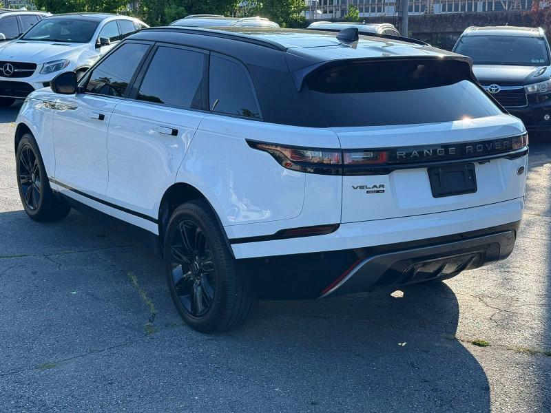 SALYL2EX7KA779656 2019 Land Rover Range Rover photo no. 2