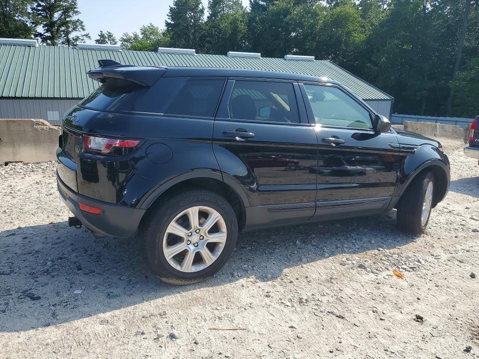 SALVP2BG0HH187026 2017 Land Rover Range Rover photo no. 3