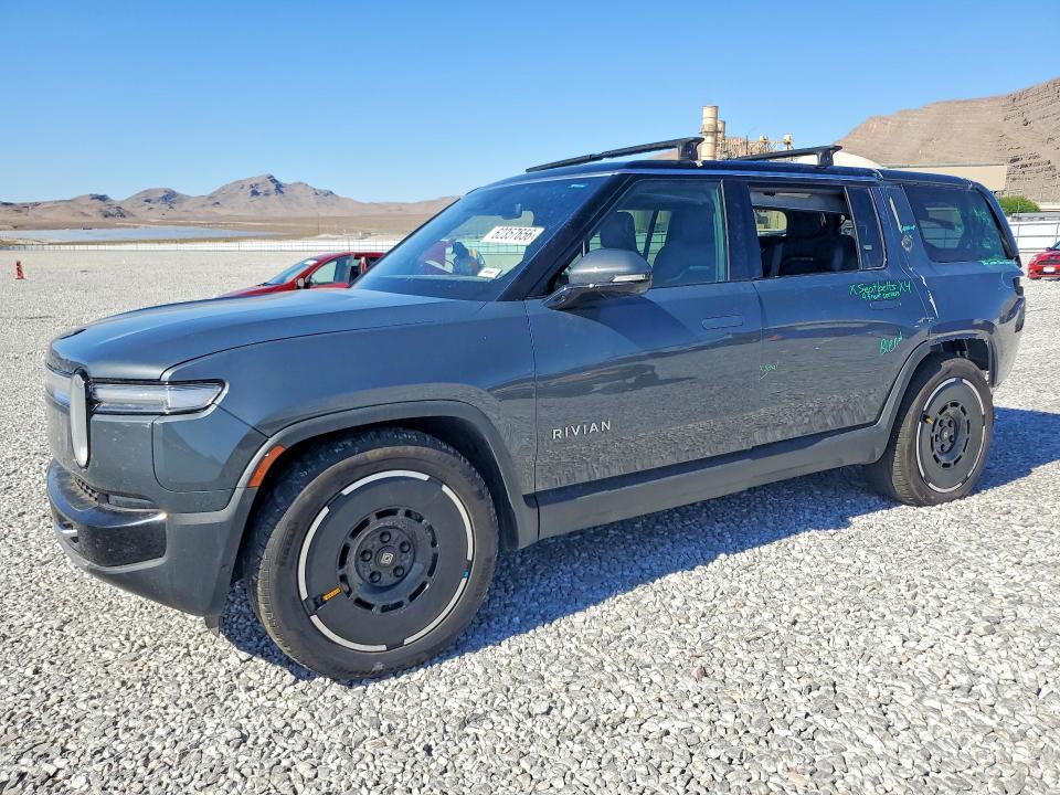 7PDSGBBA6SN052897 2025 Rivian R1S photo no. 1