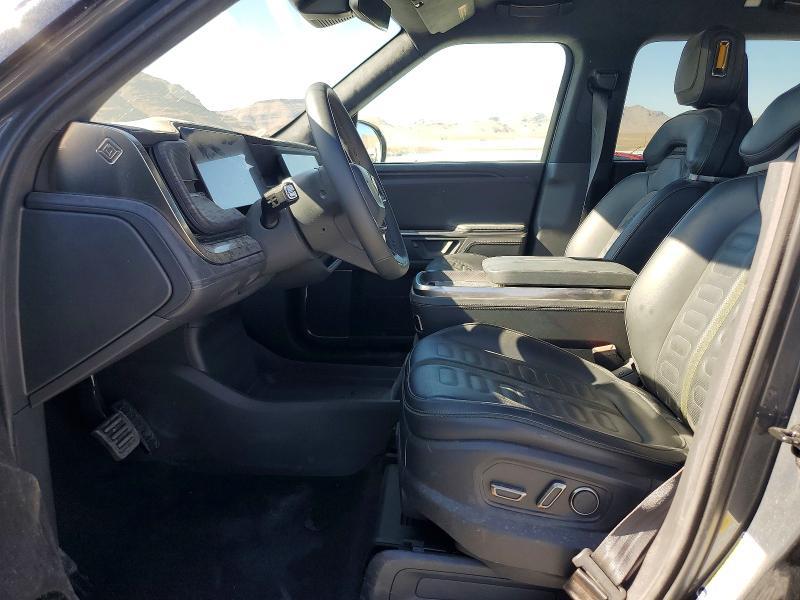 7PDSGBBA6SN052897 2025 Rivian R1S photo no. 7
