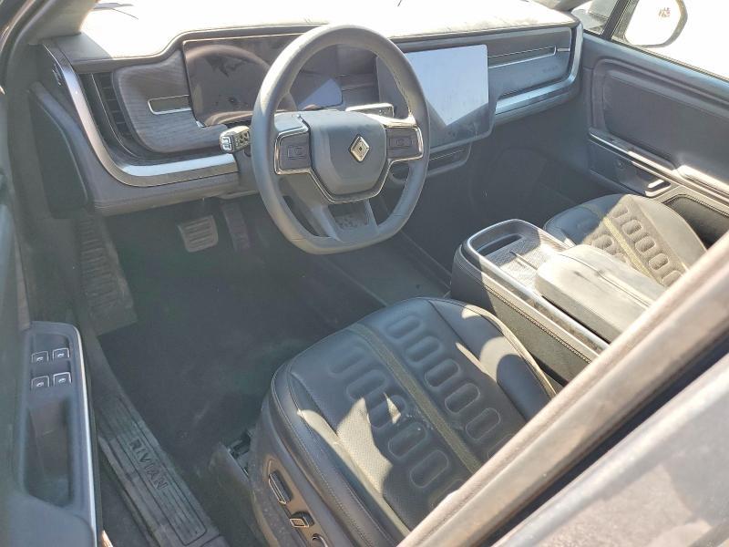 7PDSGBBA6SN052897 2025 Rivian R1S photo no. 8