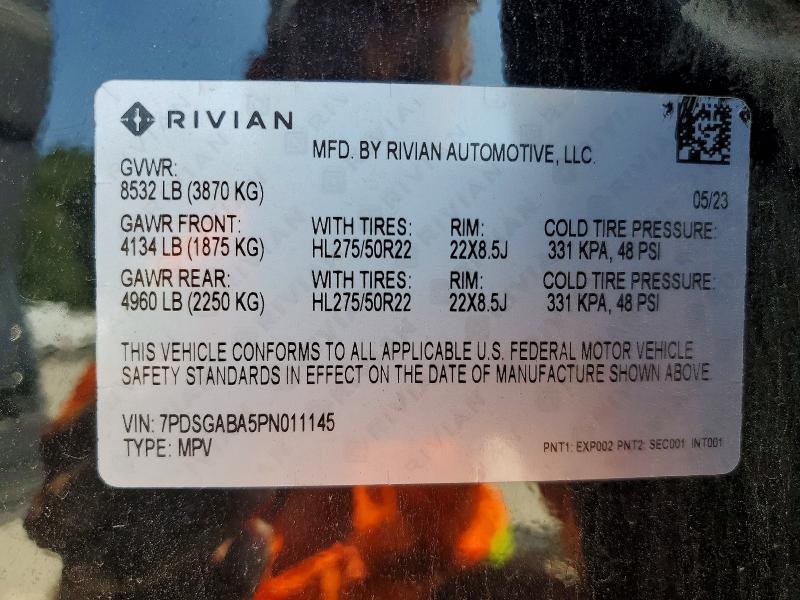 7PDSGABA5PN011145 2023 Rivian R1S photo no. 13