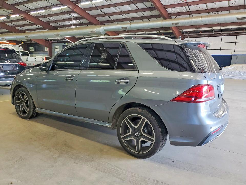 4JGDA6EB3JB176277 2018 Mercedes-Benz GLE-Class photo no. 2