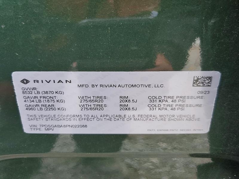 7PDSGABA8PN022088 2023 Rivian R1S photo no. 13