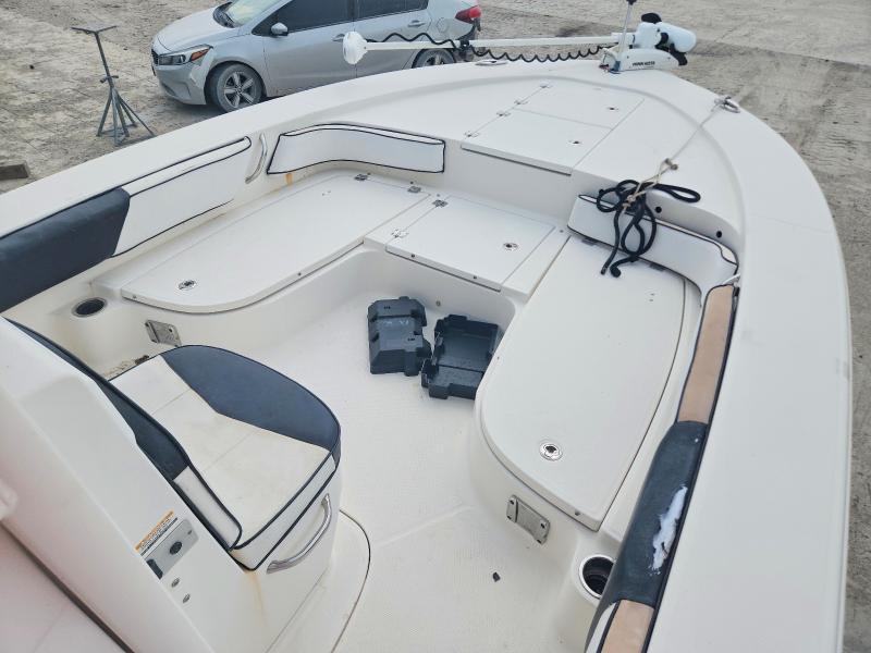 R0BK0115H415 2015 Robalo/us Marine 246 photo no. 5