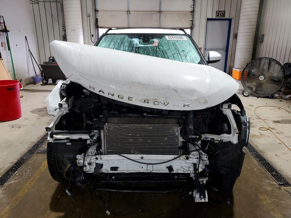 SALYB2RN8JA755067 2018 Land Rover Range Rover photo no. 5