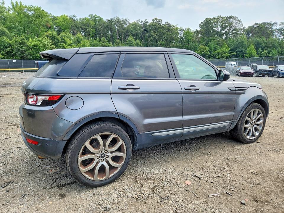 SALVP2BG8FH048842 2015 Land Rover Range Rover photo no. 3