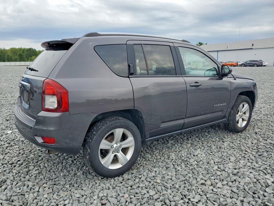 1C4NJDBB8GD556875 2016 Jeep Compass photo no. 3