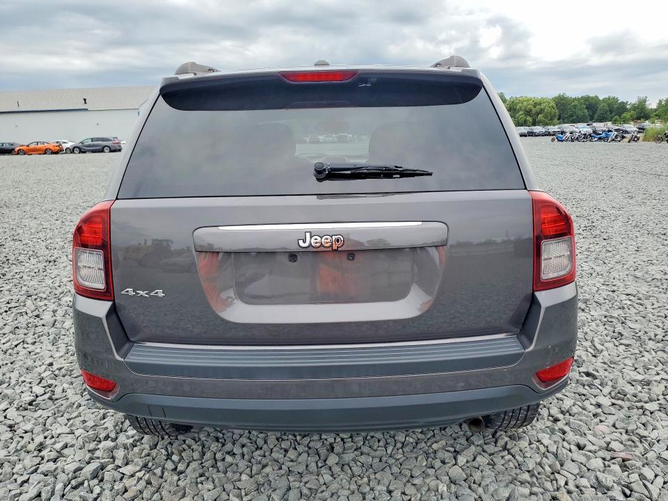 1C4NJDBB8GD556875 2016 Jeep Compass photo no. 6