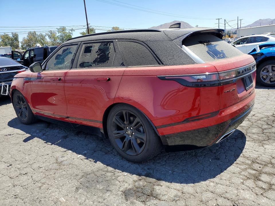SALYL2RV4JA720071 2018 Land Rover Range Rover photo no. 2