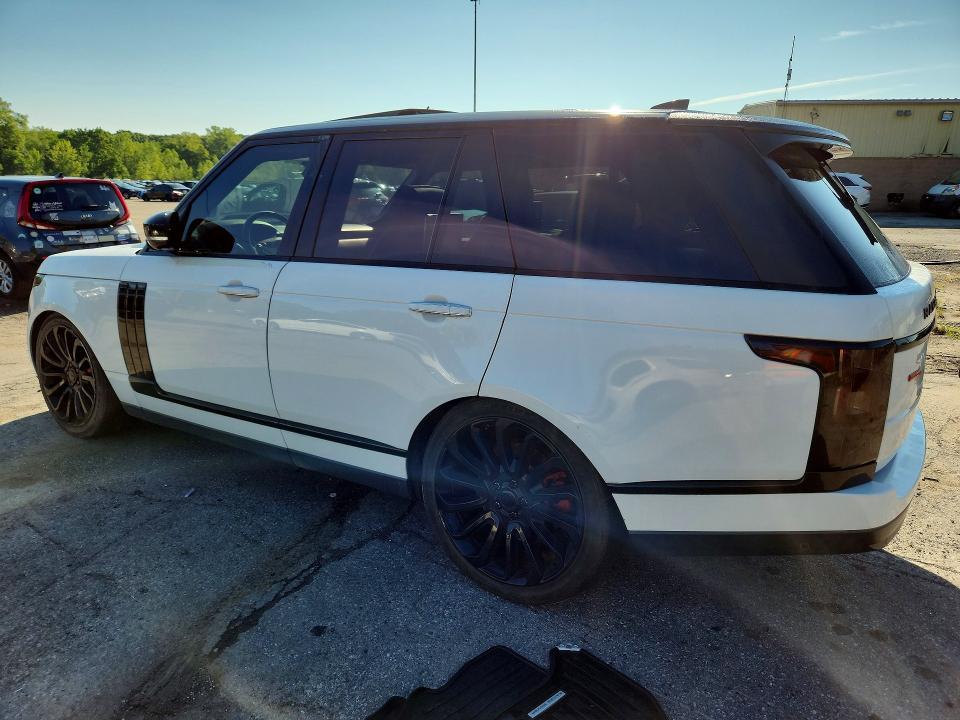SALGV2FE5HA336823 2017 Land Rover Range Rover photo no. 2