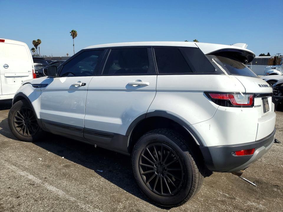 SALVP2BG2HH250661 2017 Land Rover Range Rover photo no. 2