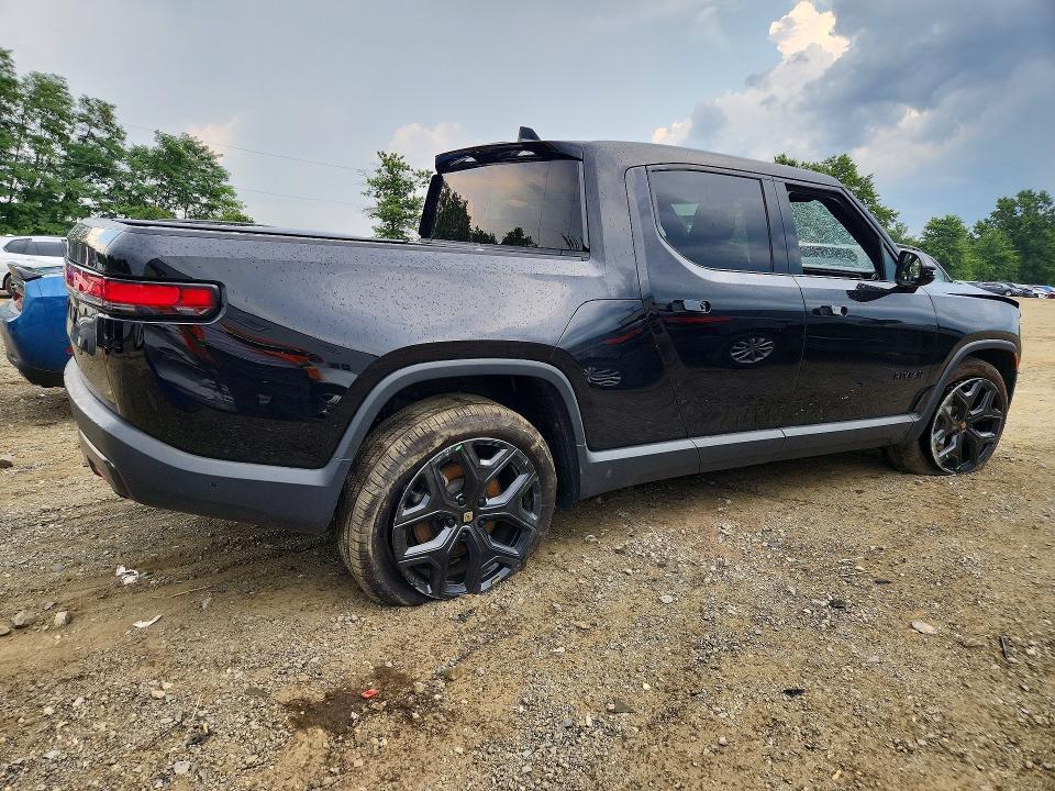 7FCTGBAAXSN035995 2025 Rivian R1T photo no. 3