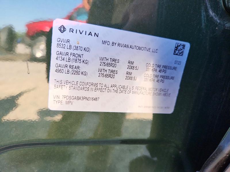 7PDSGABA3PN016487 2023 Rivian R1S photo no. 13